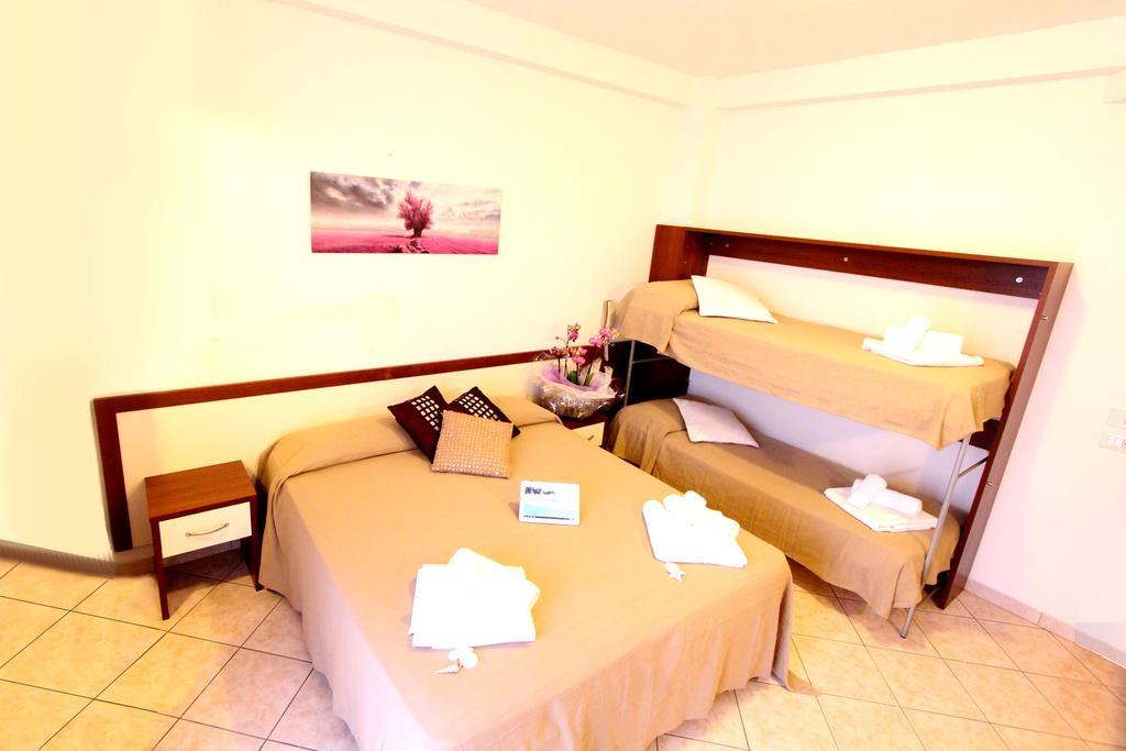 Hotel Misano Misano Adriatico Exterior photo